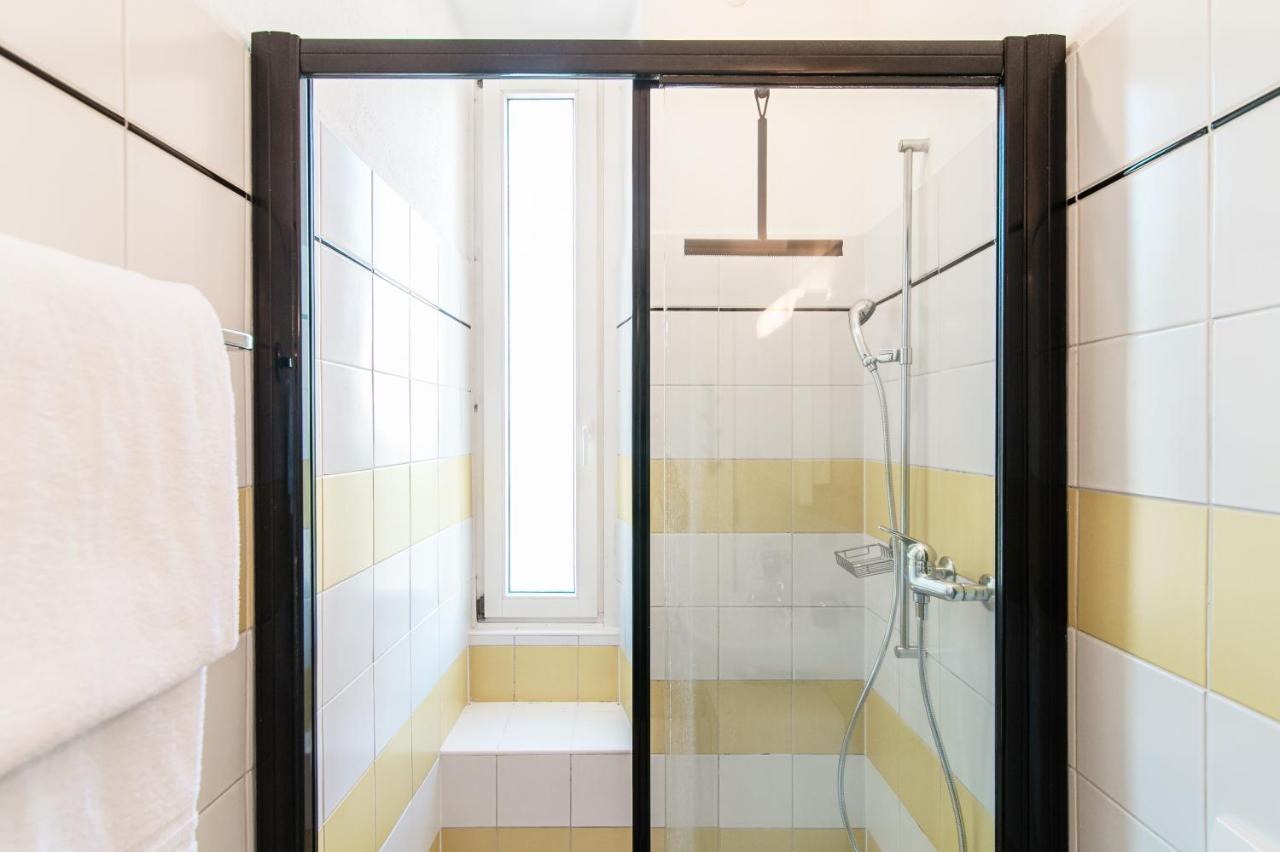 Giuka Apartment By Quokka 360 - Close To The Station Massagno エクステリア 写真