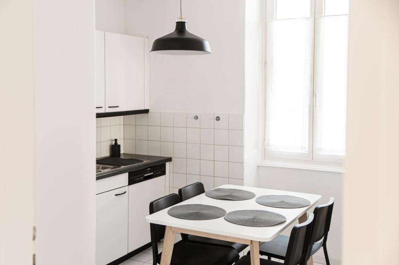 Giuka Apartment By Quokka 360 - Close To The Station Massagno エクステリア 写真
